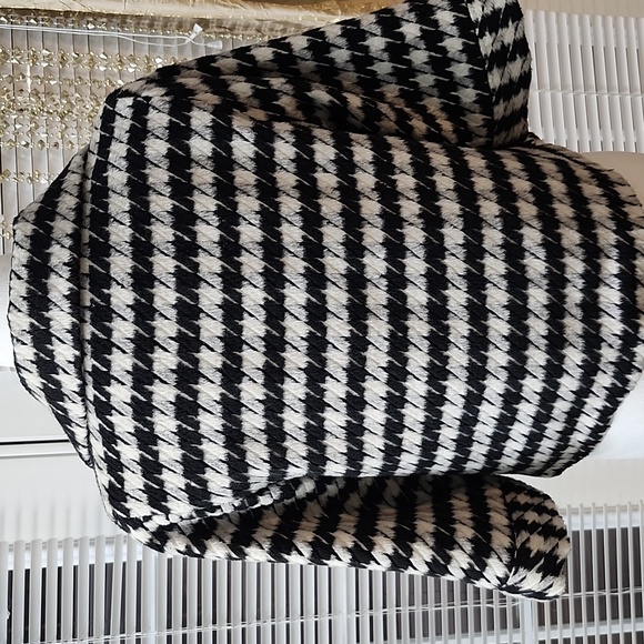 XXI Monochrome Houndstooth Jacket - Picture 6 of 6